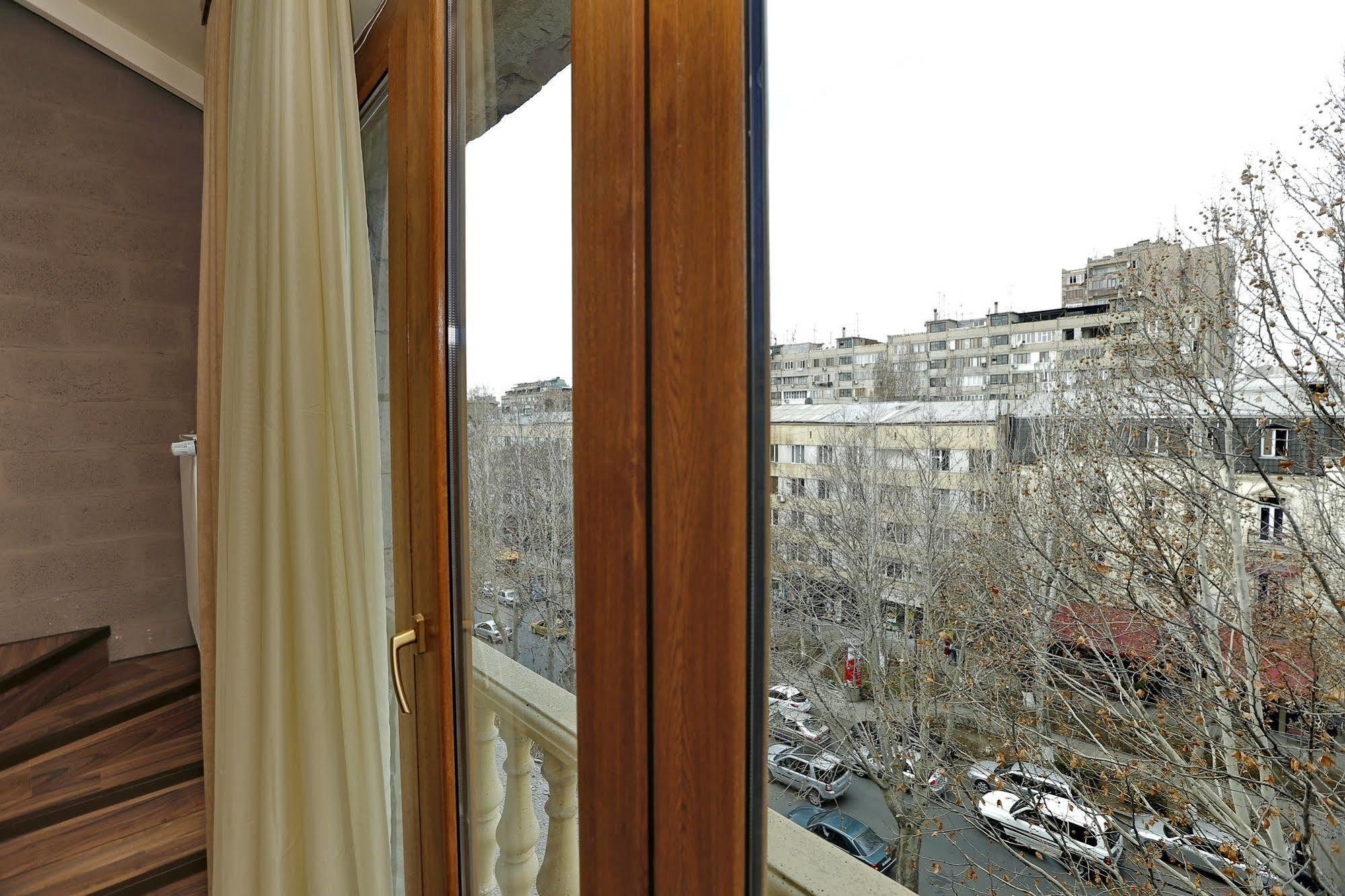 Grammy Apartments City Center Γιερεβάν Εξωτερικό φωτογραφία